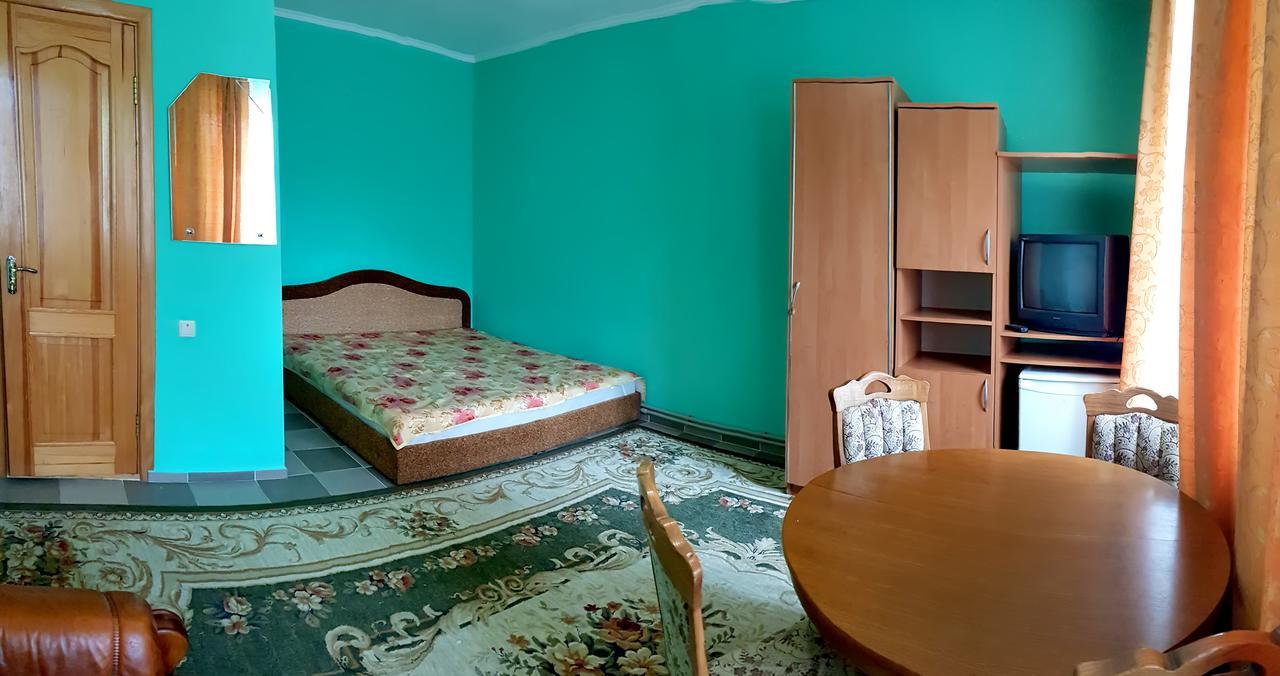 Перлина Дністра Hotel Rudkovtsy Ngoại thất bức ảnh